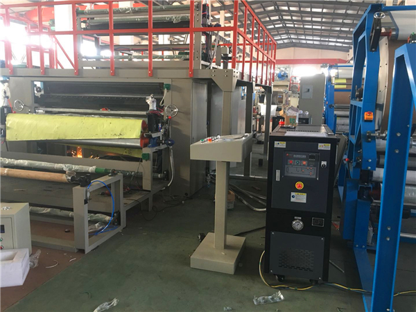 復(fù)合機(jī)輥筒加熱模溫機(jī) (1) 復(fù)合機(jī)輥筒加熱模溫機(jī) (1)